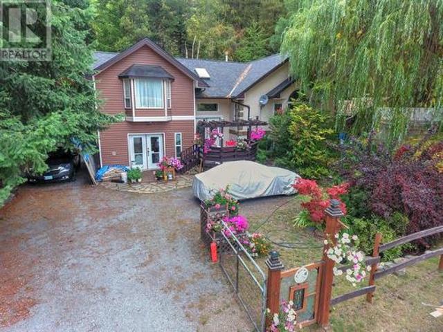 930 China Creek Road, Genelle, BC, V0G 1G0 house for sale | Listing ID 2480 | Royal LePage