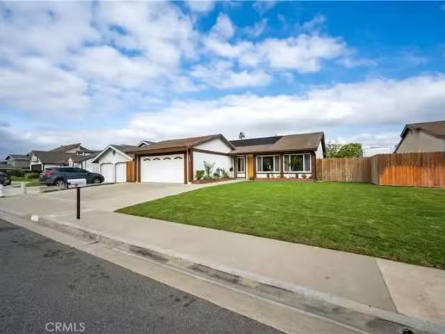 930 HELENA CIR, COSTA MESA, CA 92626