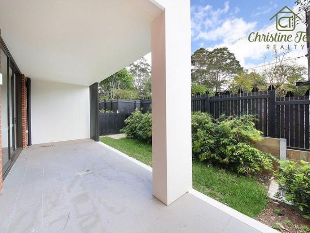 $930pw MODERN LUXURY QUIET LARGE LIVING/DINING TIMBER FLOORS WALK TRAIN SHOPS SCHOOL