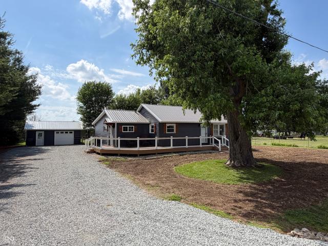 9313 S State Road 109