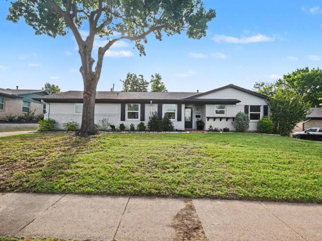 9324 Clearwater Drive