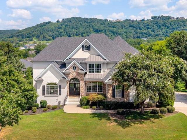 9329 Windrose Cir, Chattanooga, TN 37421