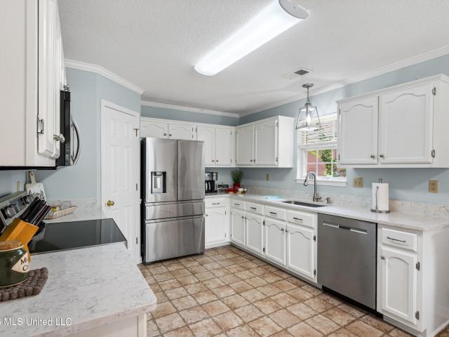 9321 Hickory Drive