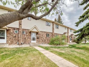 9323 Morinville Drive, Morinville, AB, T8R 1J9 townhouse for sale | Listing ID E4490 | Royal LePage