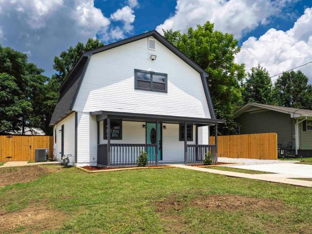 932 9Th Street N