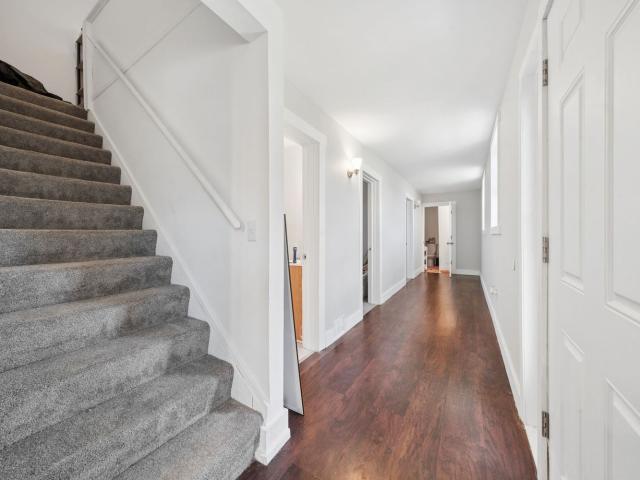 932 Gaskill