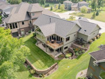 932 Emerald Pines Dr