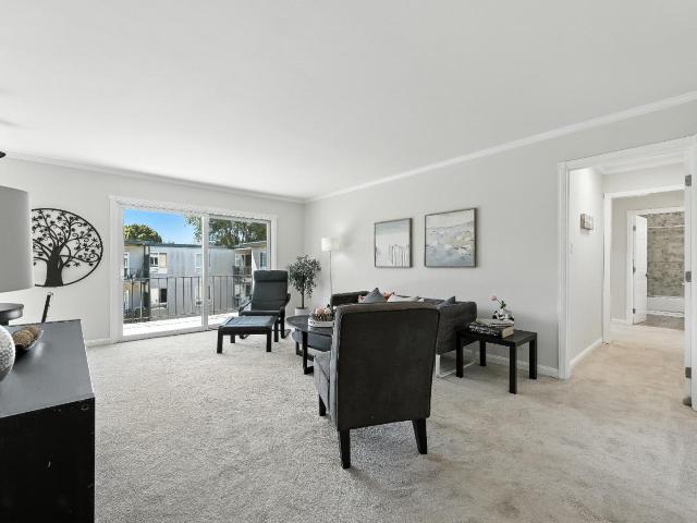 932 Peninsula Ave, Unit 406, San Mateo, CA 94401 | MLS #ML82042