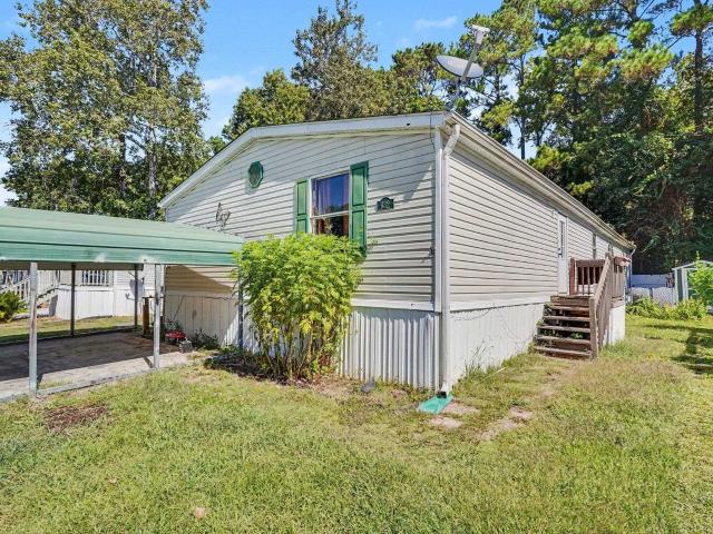 932 Pine Thicket St
