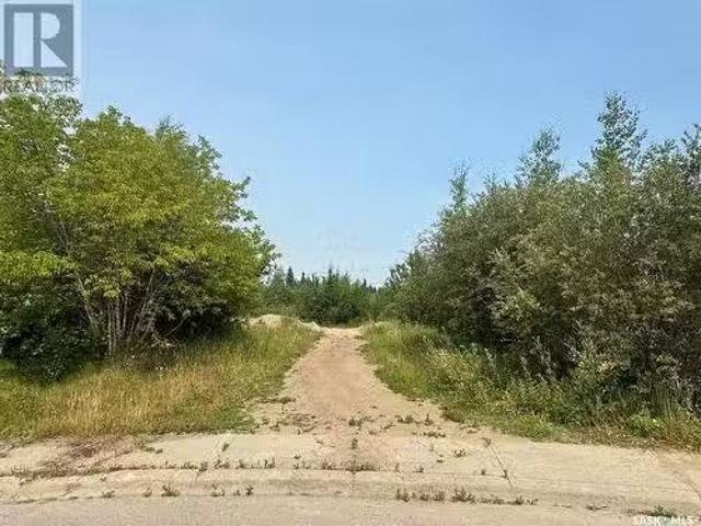 932 Quandt Crescent, La Ronge, SK, S0J 1L0 vacant land for s.