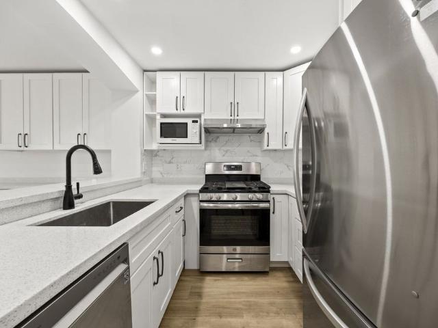 9339 University Crescent condo — Burnaby, BC 2 Bedroom 2 Bedroom