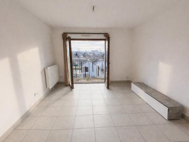 93320 – LES PAVILLONS SOUS BOIS – APPARTEMENT – 40 M² – 2 PIÈCES – BALCON – VUE CANAL – PARKING EN SUS – IMMEUBLE 2015