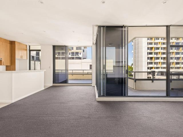 933 / 28 Danks Street, Waterloo NSW 2017 | BresicWhitney