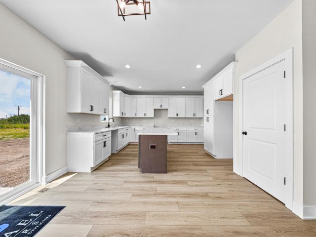 933 Covey Lane