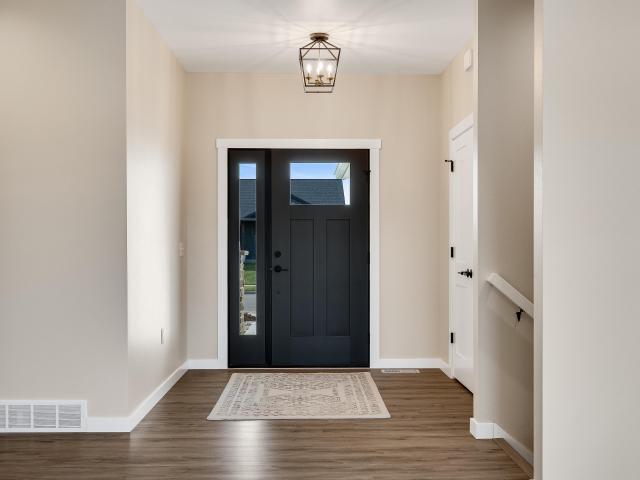 933 Bridger Dr