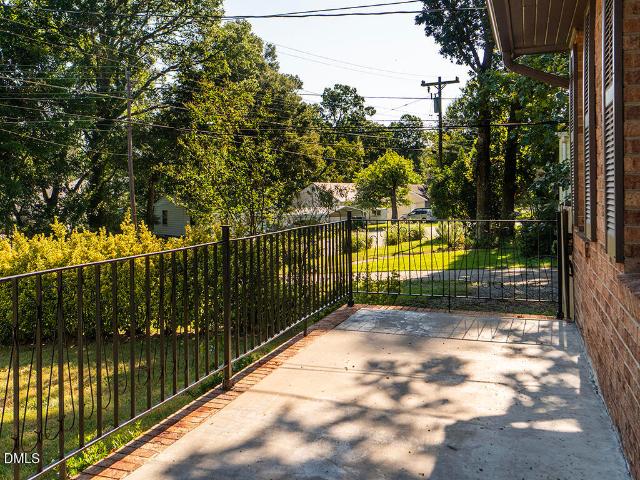 933 Graham Street