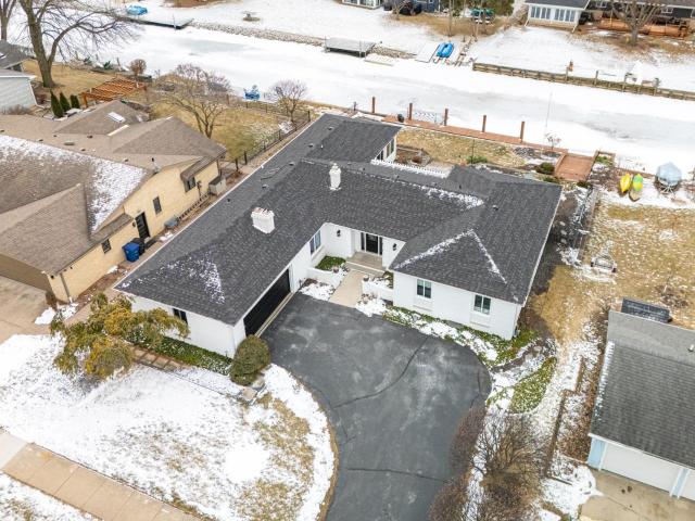 933 starboard court