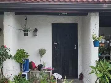 9344 VIA CREMA, BURBANK, CA 91504