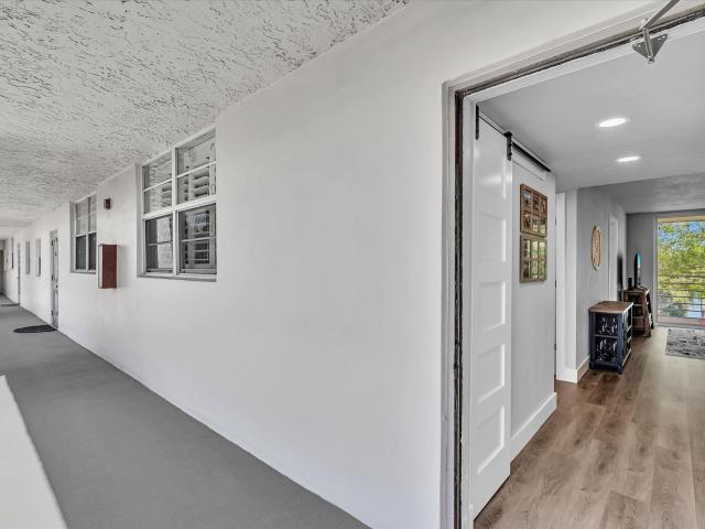 9340 Lagoon Pl Unit# 303, Davie, US, FL