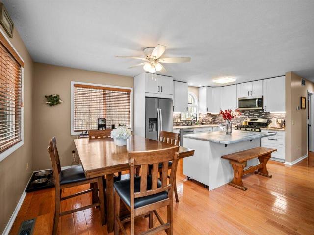 9341 Center Lane