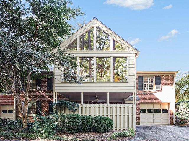934 Blenheim Drive