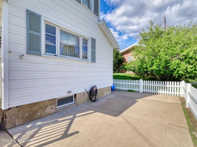 934 Foote Avenue