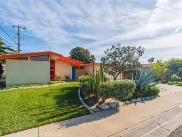 934 N MAPLE ST, ANAHEIM, CA 92801