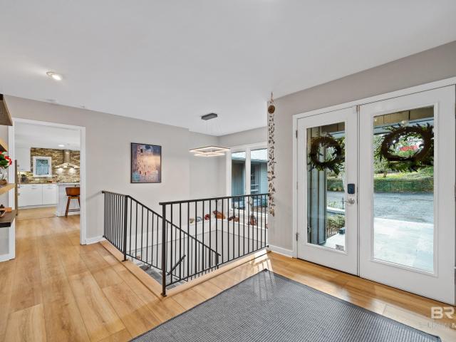 934 Sea Cliff Drive