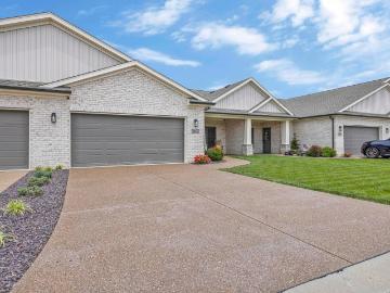 9354 Oak Point