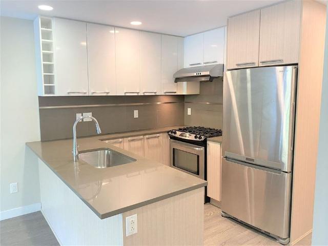 9350 University High Street apartment — Burnaby, BC 1 Bedroom 1 Bedroom