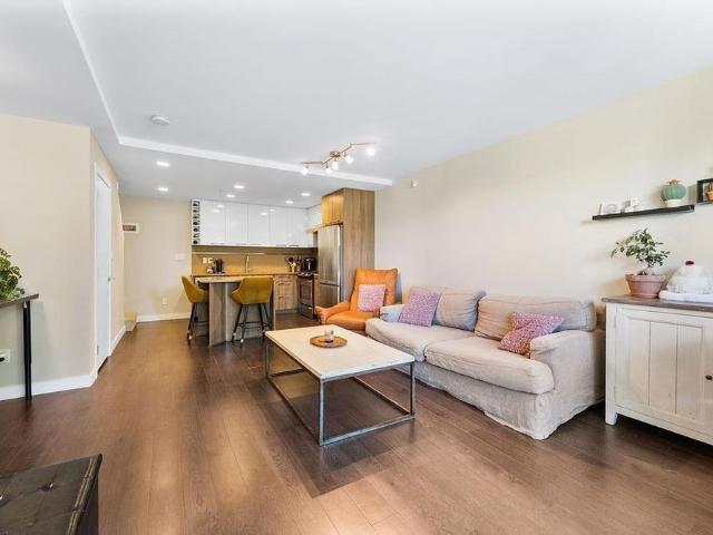 9350 University High Street town house — Burnaby, BC 2 Bedroom 2 Bedroom