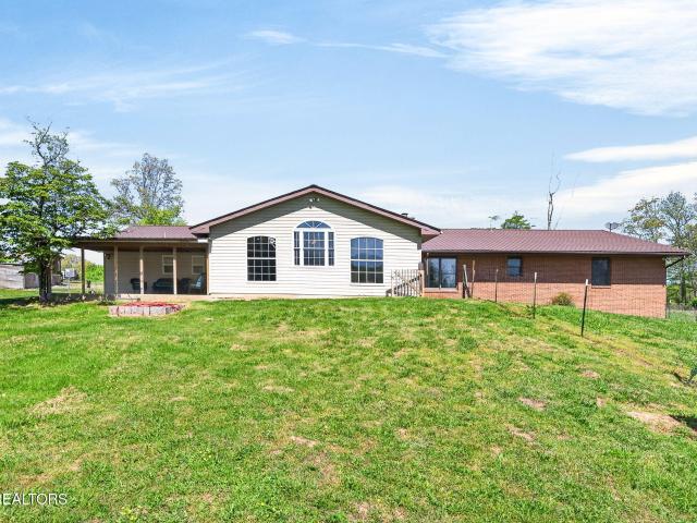 935 Brewer Rd