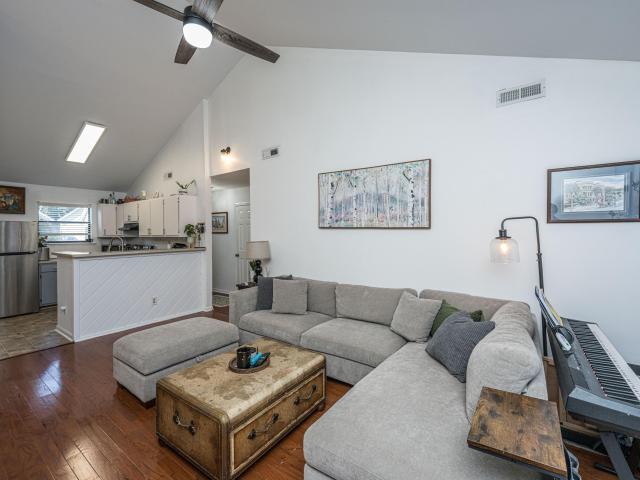 935 E Estates Boulevard Apt C