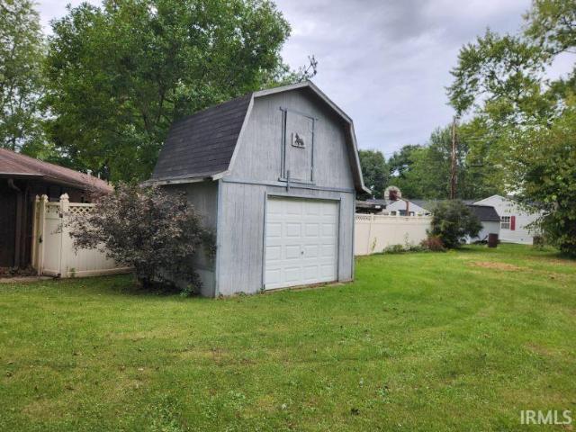 935 Jones Road