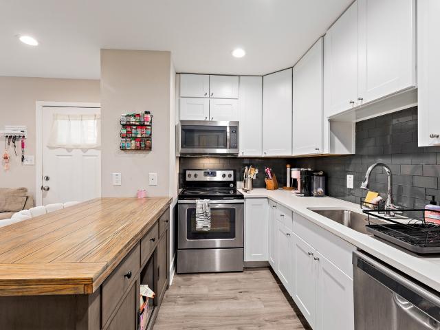 935 La Posada Dr, Unit 128, Austin, TX 78752 | MLS #9536