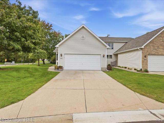 9360 Isabella Lane