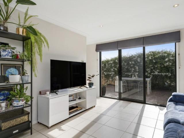 9/36 Cameron Road, Queanbeyan