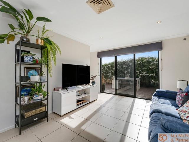 9/36 Cameron Road, Queanbeyan NSW 2620 House For Rent | Domain