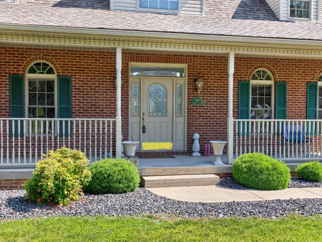 936 Hunter Trail