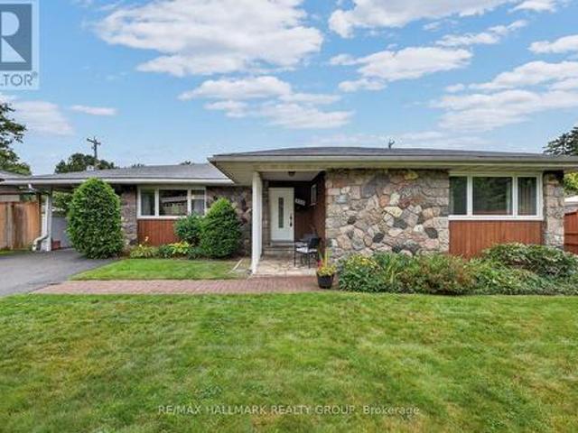 936 Parkhurst Boulevard, Ottawa, ON, K2A 3M9 house for sale | Listing ID X13772 | Royal LePage