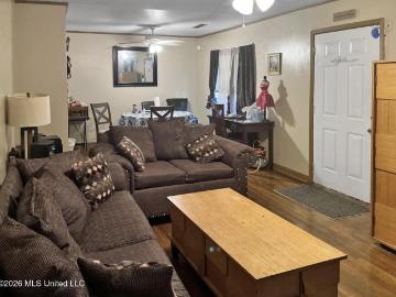 936 W 6th St, Hattiesburg, MS 39401 | MLS #4140