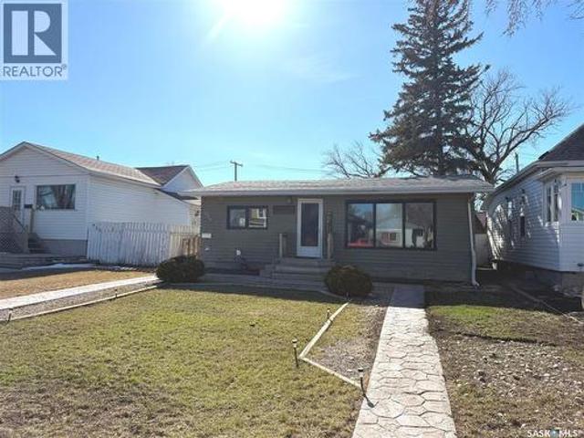 936 Wallace Street, Regina, SK, S4N 3Y5 house for sale | Listing ID SK037202 | Royal LePage