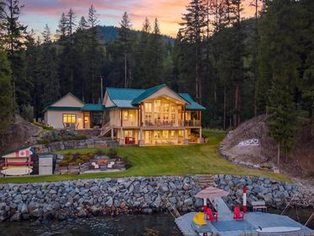 9370 Moyie Shores Estates Road, Moyie, BC, V0B 2A0 Luxury House for sale | Listing ID 10400 | Royal LePage Carriage Trade Luxury Properties