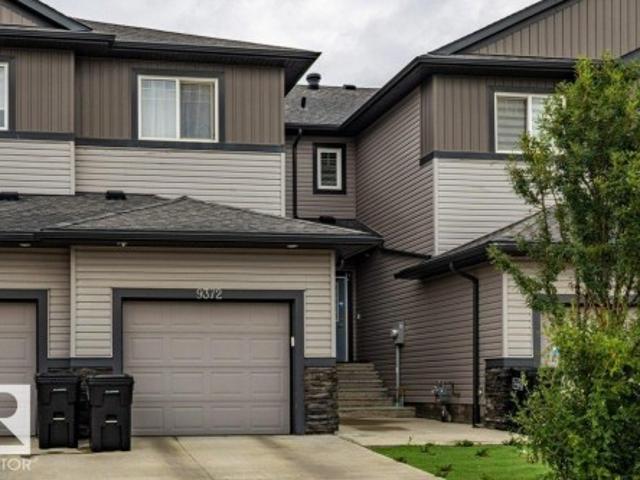 9372 Cooper Bend Sw, Edmonton, AB, T6W 4A4 house for sale | Listing ID E4500 | Royal LePage