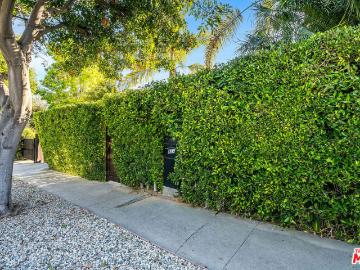 937 N Laurel Avenue