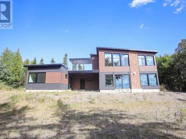 937 Sunnyside Beach Rd, Sault Ste. Marie, ON, P6A 6K4 house for sale | Listing ID SM262560 | Royal LePage