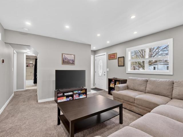 937 Varden Drive