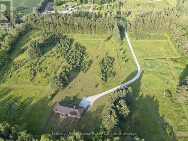 938400 Airport Road, Mulmur, ON, L9V 0M1 house for sale | Listing ID X13517 | Royal LePage