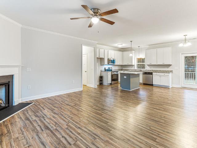 9380 N Carolina 27