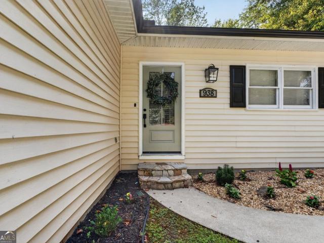 938 Charleston Court